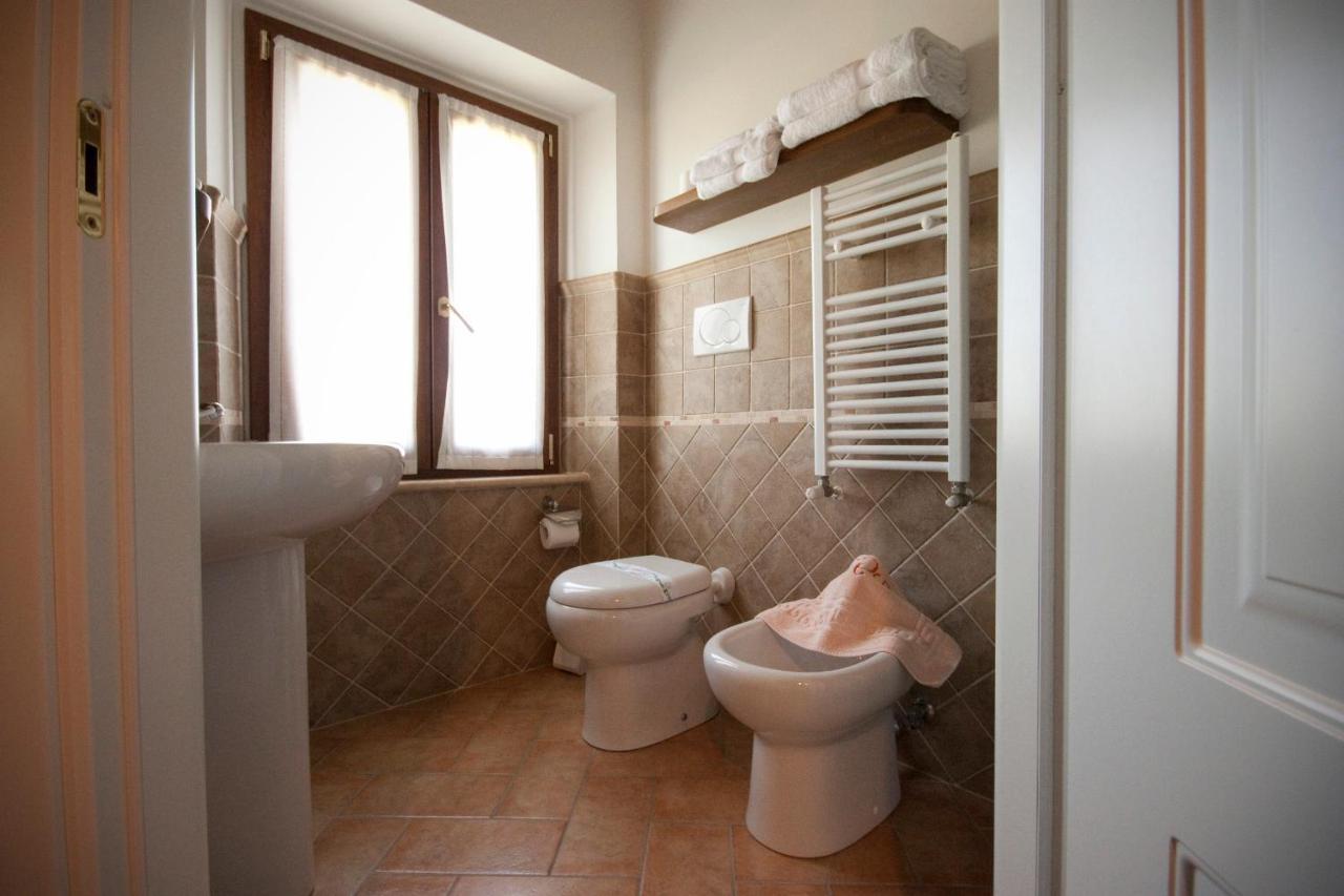 Agriturismo Vecchio Gelso Ortezzano ภายนอก รูปภาพ