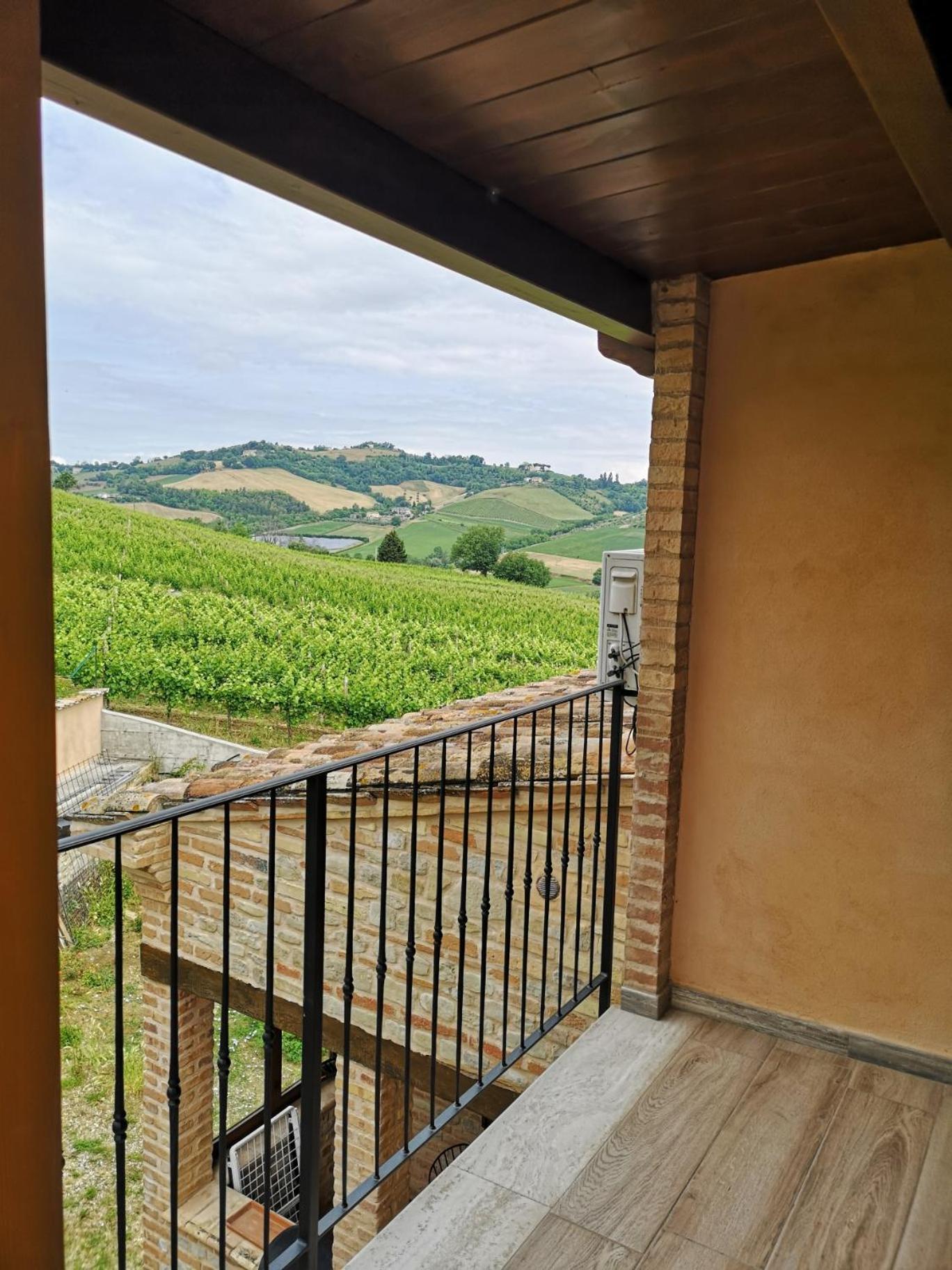 Agriturismo Vecchio Gelso Ortezzano ภายนอก รูปภาพ