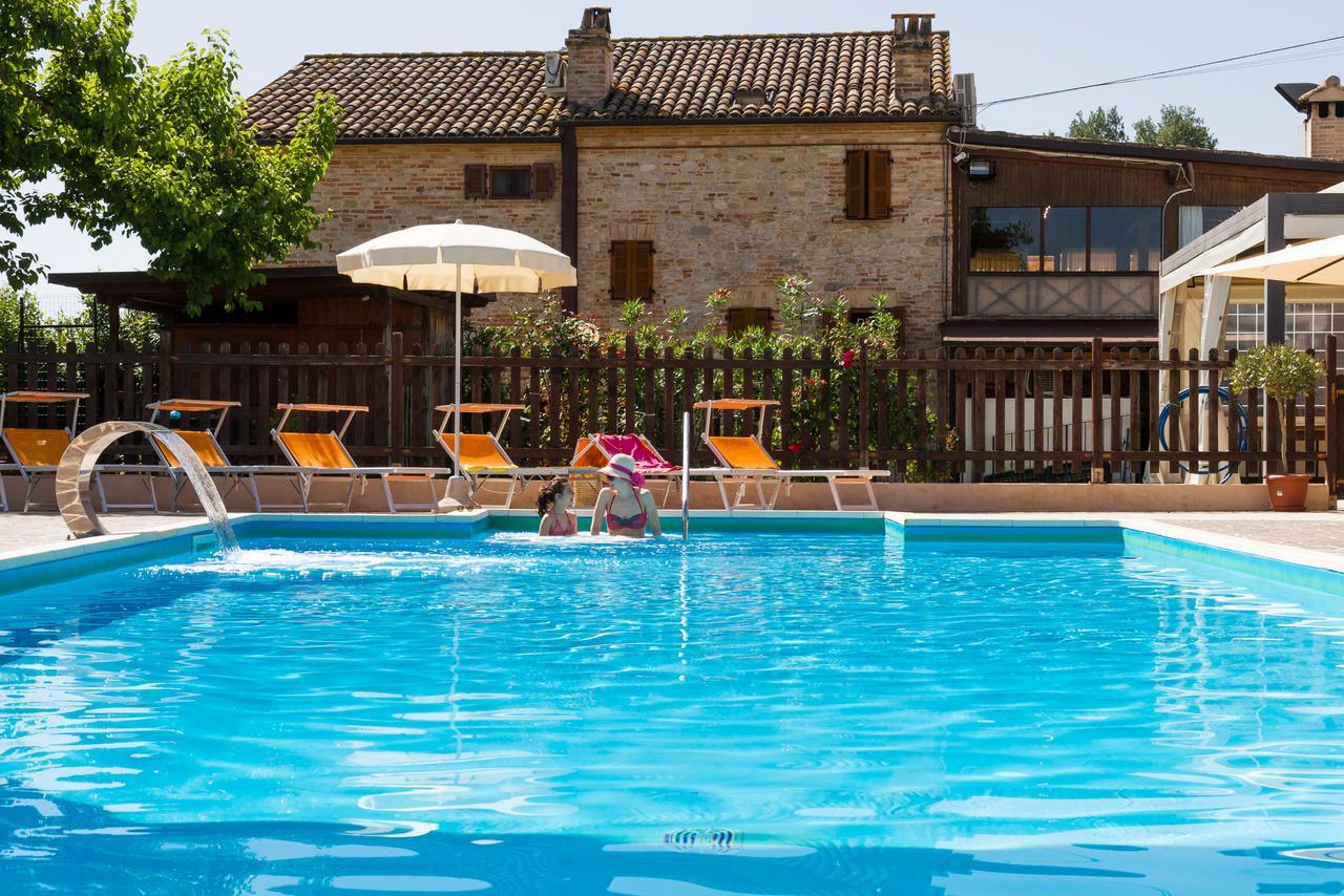 Agriturismo Vecchio Gelso Ortezzano ภายนอก รูปภาพ
