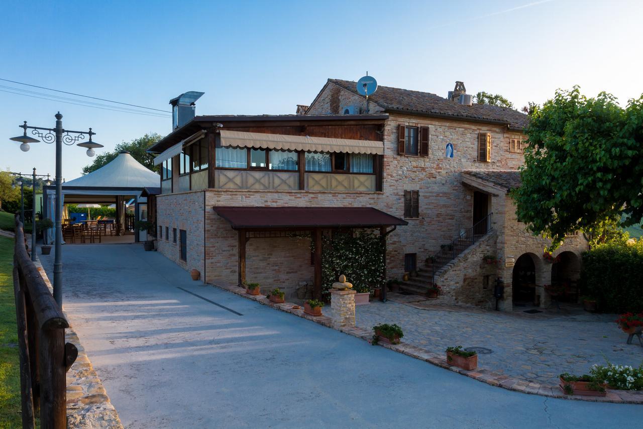 Agriturismo Vecchio Gelso Ortezzano ภายนอก รูปภาพ